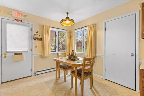 3 Holley St, Lyons, NY 14489 photo 7