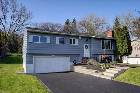 19 Parkwood Ave, Brighton, NY 14620