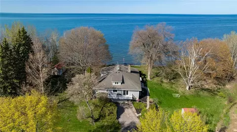 6857 Lakeview Rd, Sodus, NY 14551