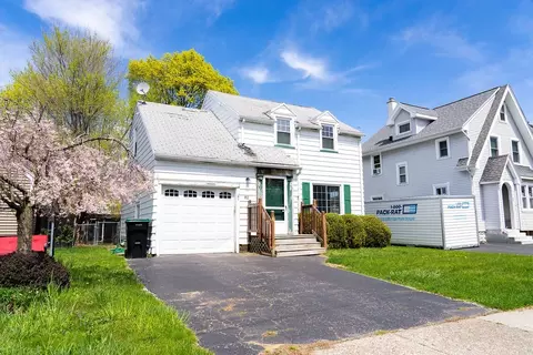 82 Williston Rd, Greece, NY 14616