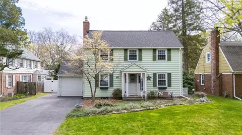 48 Wisner Rd, Irondequoit, NY 14622