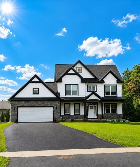 271 W Hill Ests, Greece, NY 14626