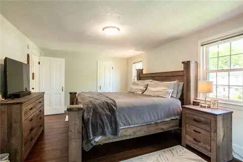 Bedroom - 21 Covington Rd, Irondequoit, NY 14617 photo 3 of 6