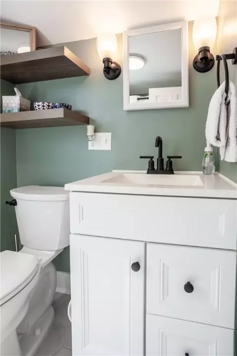 Bath - 21 Covington Rd, Irondequoit, NY 14617 photo 1 of 2