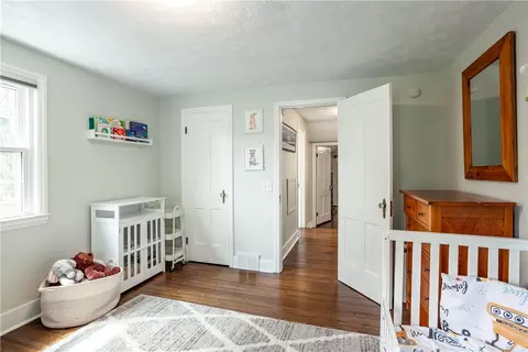 Bedroom - 21 Covington Rd, Irondequoit, NY 14617 photo 4 of 6
