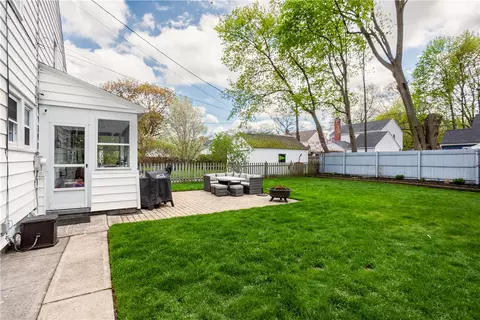 Exterior - 21 Covington Rd, Irondequoit, NY 14617 photo 6 of 13
