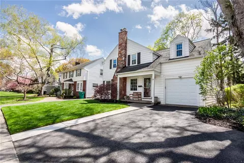 Exterior - 21 Covington Rd, Irondequoit, NY 14617 photo 5 of 13