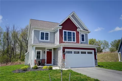 107 Chatwood Ln, Henrietta, NY 14467