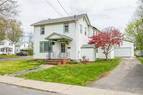 20 Swift St, Waterloo, NY 13165