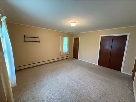 Bedroom - 14 Hillcrest Dr, Lyons, NY 14489 photo 2 of 4