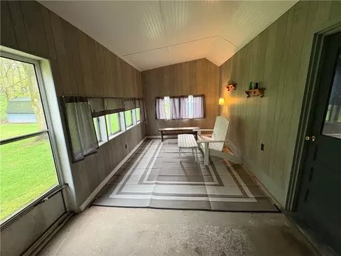 Exterior - 14 Hillcrest Dr, Lyons, NY 14489 photo 4 of 6