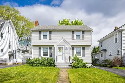 178 Colebourne Rd, Rochester, NY 14609