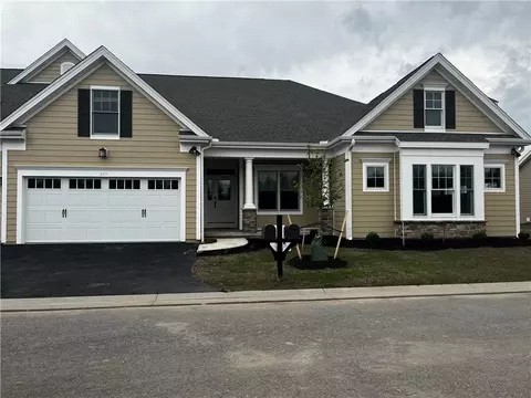 245 Bretlyn Cir, Rochester, NY 14618