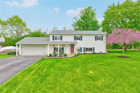 356 Wildbriar Rd, Rochester, NY 14623