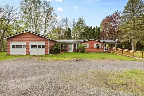 4133 Hosey Rd, Shortsville, NY 14548