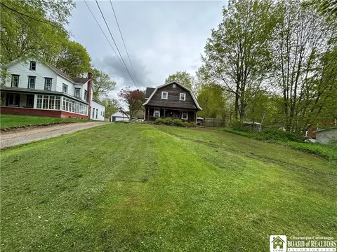 167 E Main St, Springville, NY 14141 photo 2