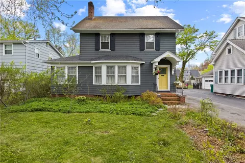 247 Fair Oaks Ave, Rochester, NY 14618