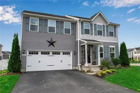42 Allie Ln, Hamburg, NY 14075