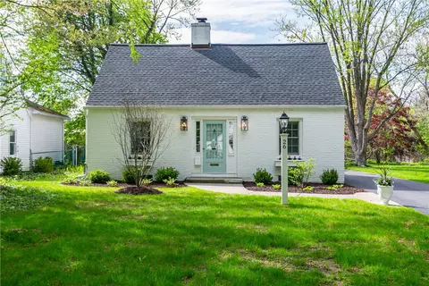 26 Village Ln, Brighton, NY 14610
