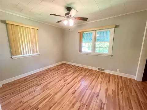 12 State St, Waterloo, NY 13165 photo 18