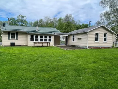 12 State St, Waterloo, NY 13165 photo 3