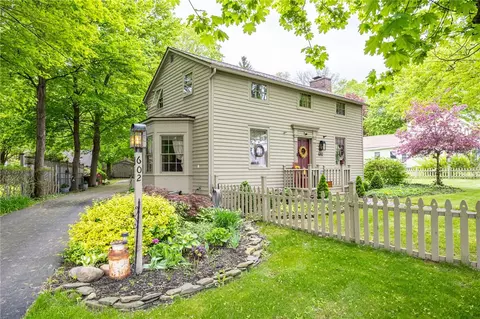 602 Liberty St, Benton, NY 14527