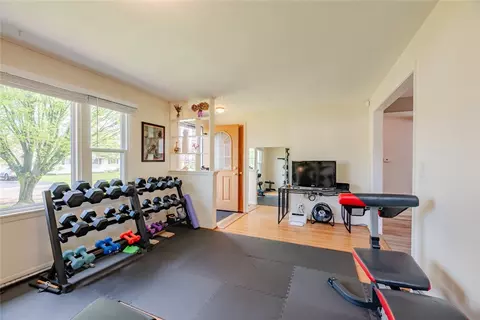 Entry Way - 201 Impala Dr, Irondequoit, NY 14609 photo 2 of 3
