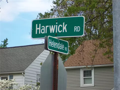 326 Harwick Rd, Irondequoit, NY 14609 photo 35