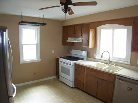 326 Harwick Rd, Irondequoit, NY 14609 photo 15