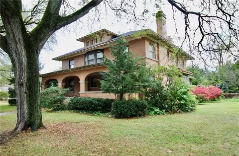 61 S Broad St, Norwich, NY 13815
