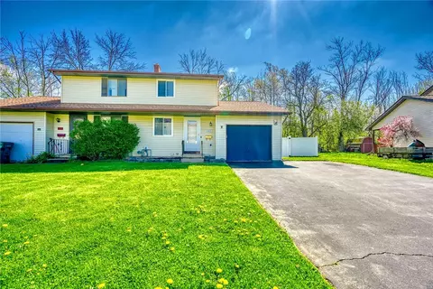 343 Willowbrooke Dr, Sweden, NY 14420