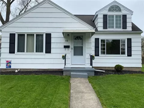 53 Lake Ter, Irondequoit, NY 14617