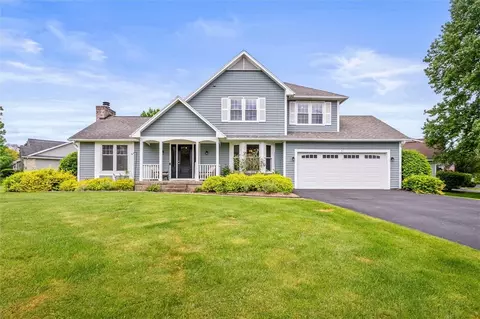 51 Pinewood Knl, Chili, NY 14624