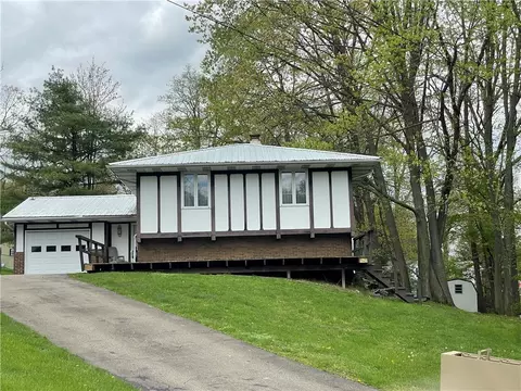120 Bradley Ct, Horseheads, NY 14845
