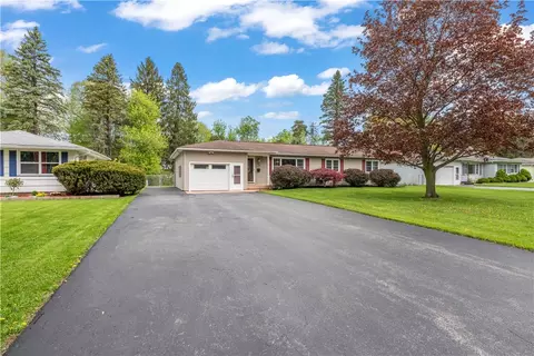33 Loderdale Rd, Gates, NY 14624