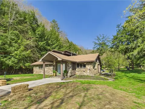 1877 Wolf Creek Rd, Cuba, NY 14727