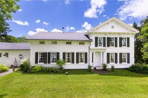 766 Mountain Brook Rd, Bovina, NY 13740