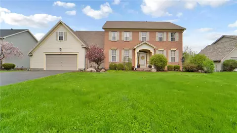 100 Barclay Ct, Greece, NY 14612