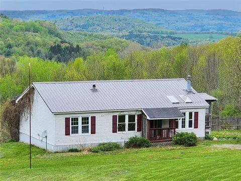 178 Dunshee Rd, Unadilla, NY 13849
