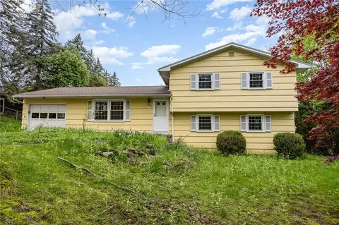 1604 Ayrault Rd, Perinton, NY 14450