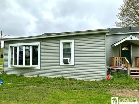Exterior - 1618 Avenue A, Olean, NY 14760 photo 2 of 3