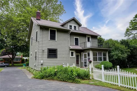 Exterior - 79 Rawlinson Rd, Irondequoit, NY 14617 photo 8 of 8