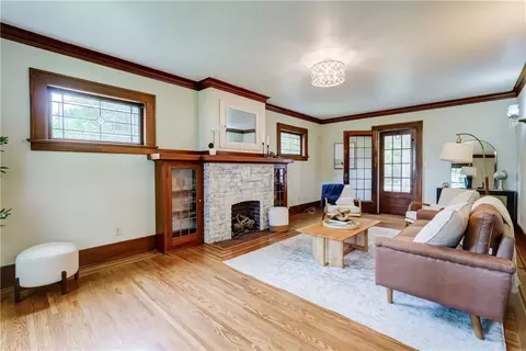 Living - 79 Rawlinson Rd, Irondequoit, NY 14617 photo 3 of 5