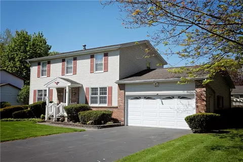 11 Chi Mar Dr, Chili, NY 14624