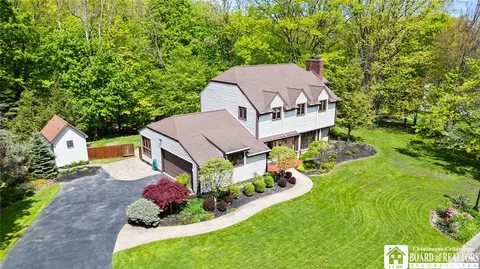 24 Castile Dr, Pomfret, NY 14063