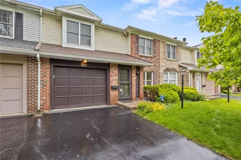 102 Branchwood Ln, Rochester, NY 14618