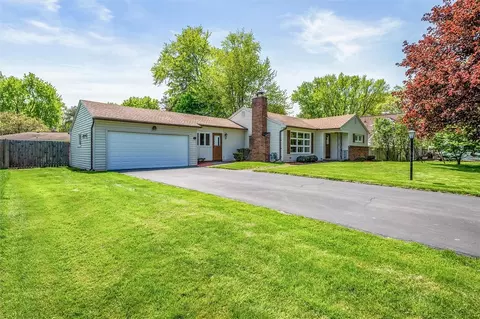37 Glen Haven Rd, Irondequoit, NY 14609 photo 2