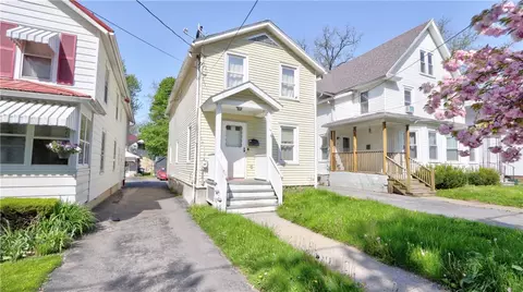 14 Grove St, Geneva, NY 14456