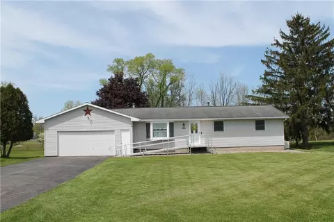 1494 Davis Rd, Chili, NY 14428