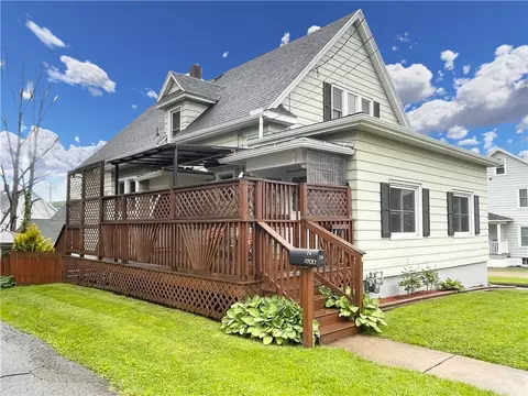 16 Rosedale Ave, Bradford, PA 16701